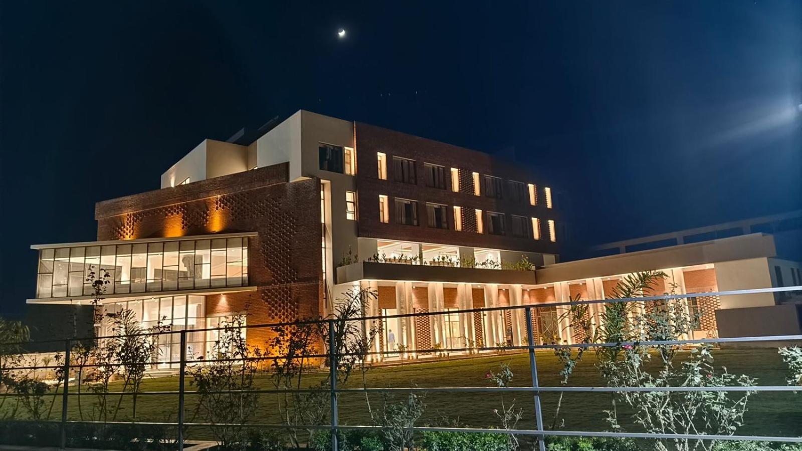 The Pearl Club Resort Shānti Niketan Extérieur photo