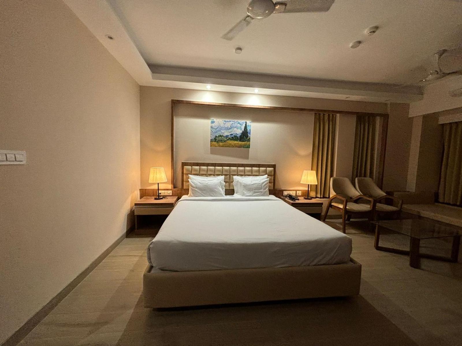 The Pearl Club Resort Shānti Niketan Extérieur photo
