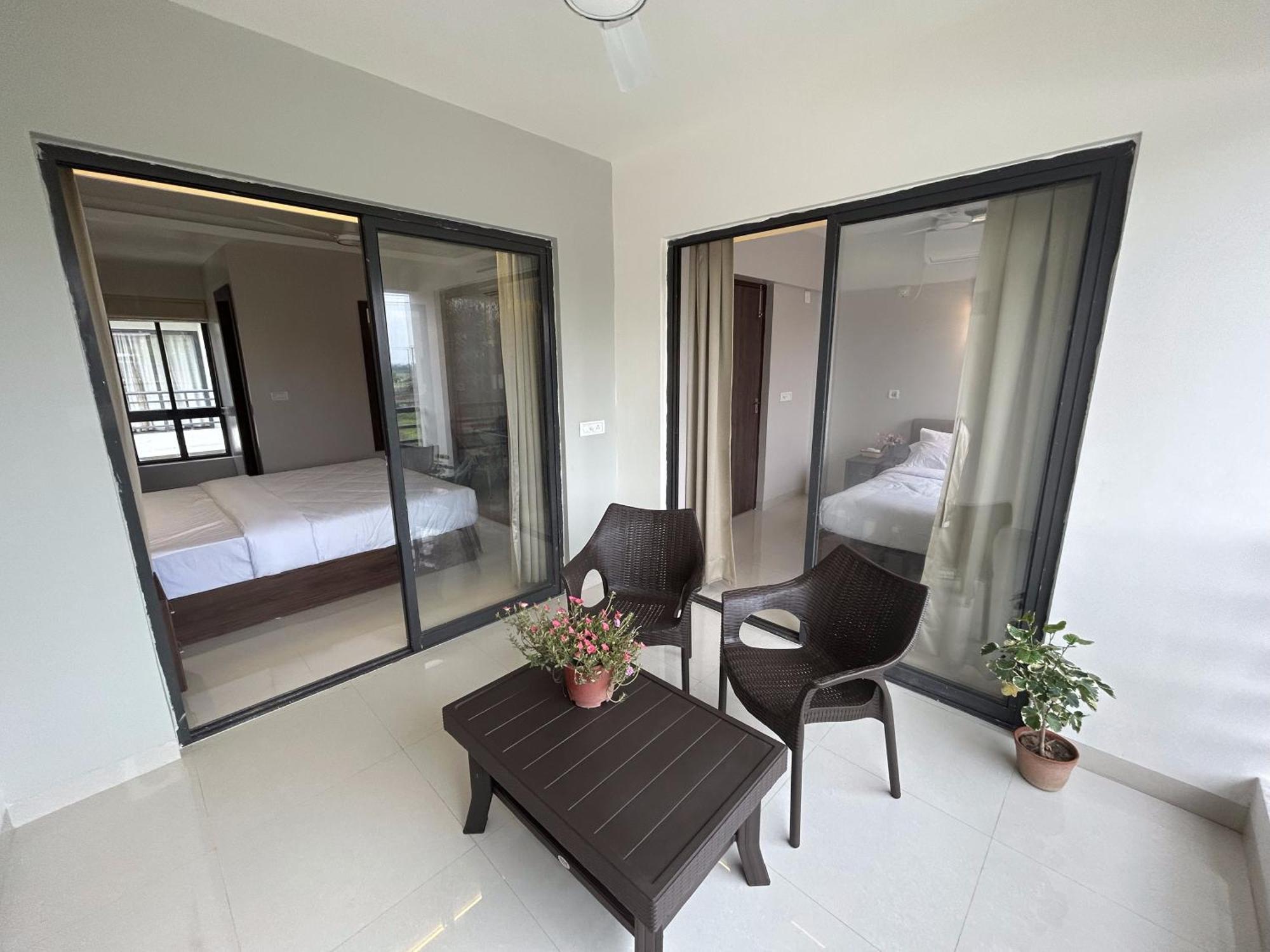 The Pearl Club Resort Shānti Niketan Extérieur photo
