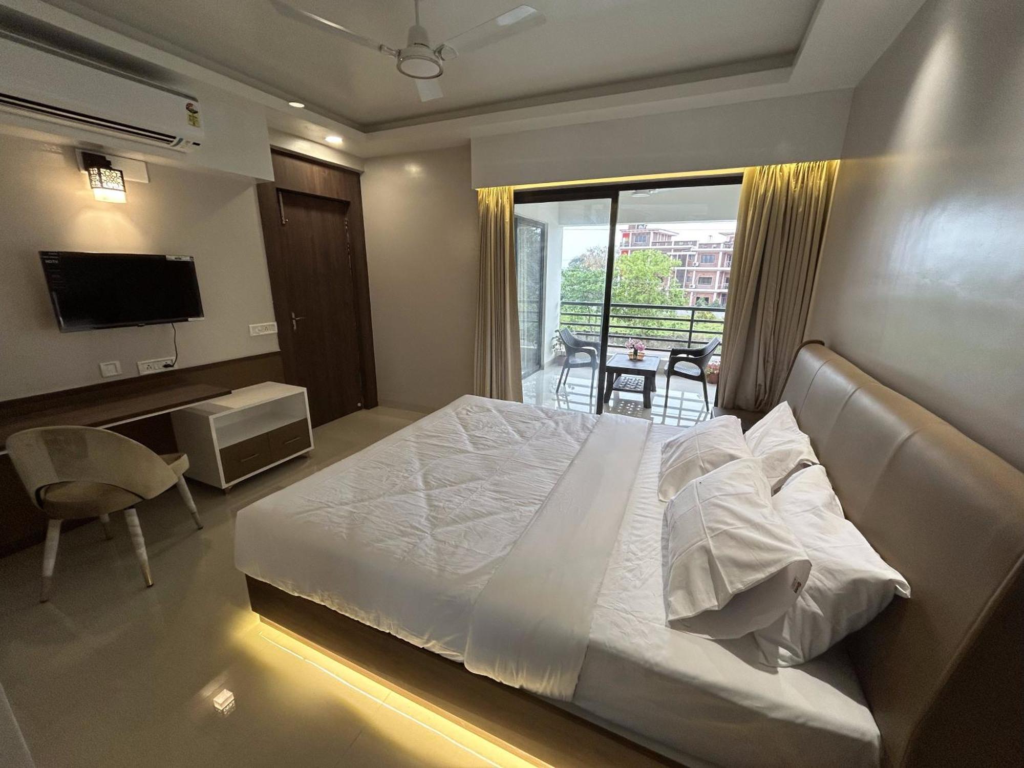 The Pearl Club Resort Shānti Niketan Extérieur photo